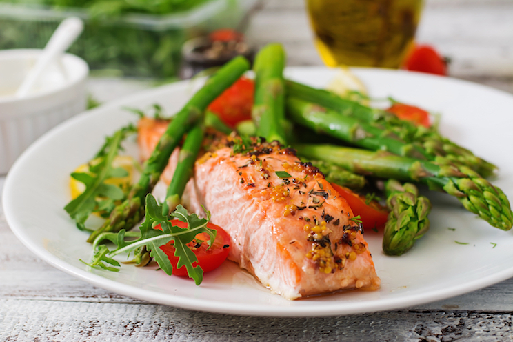 simple-photo-of-salmon-on-a-plate.jpg