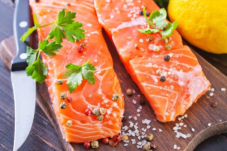 Raw-salmon-fish-fillet.jpg