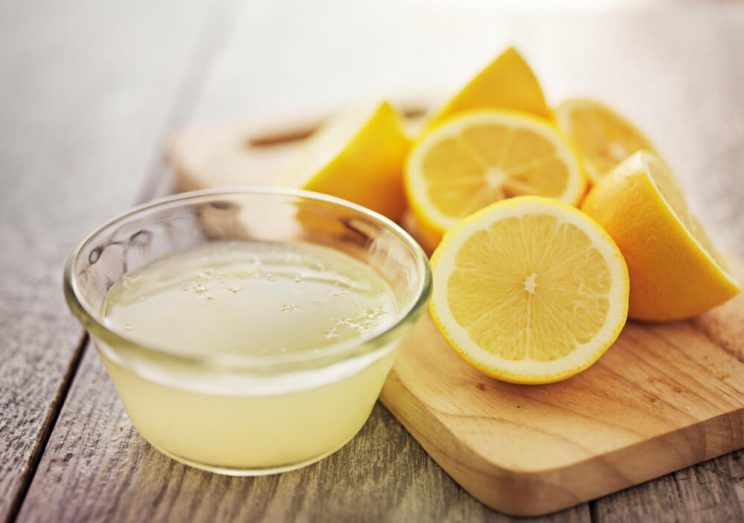 lemon-juice-in-a-bowl-e1464409808669.jpg