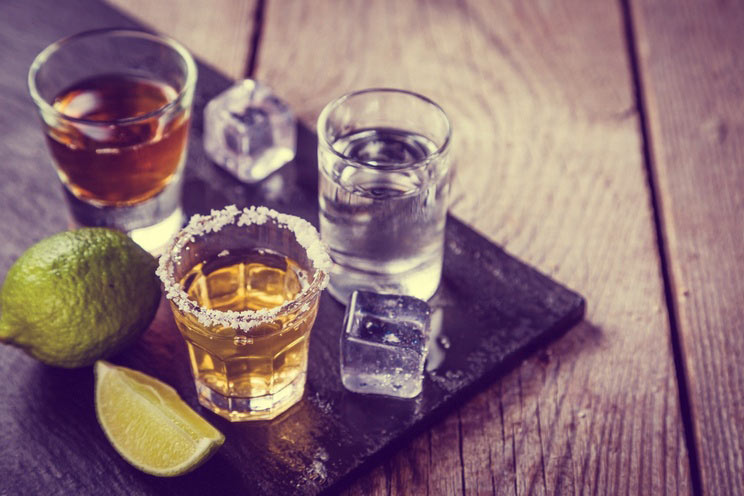 Selection-of-alcoholic-drinks-on-rustic-wood.jpg