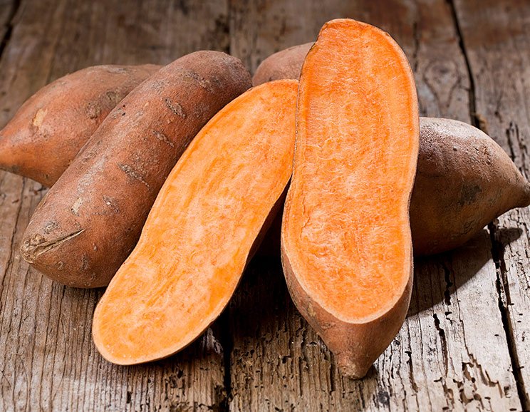 Sweet-Potatoes-vs.-Yams-vs.-White-Potatoes744.jpg