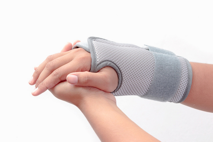 Hand-brace.jpg