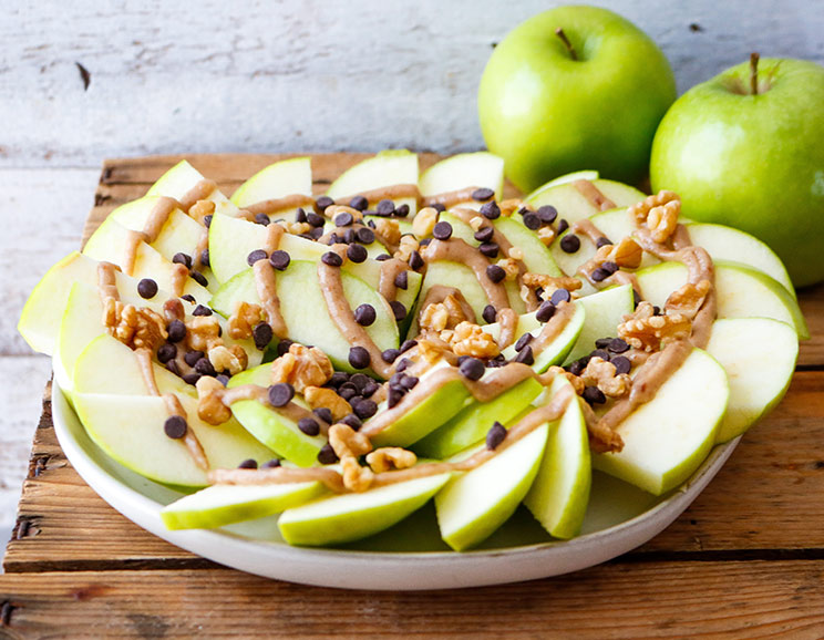 Paleo-Apple-Nachos-Drizzled-in-Date-Caramel-Syrup744.jpg